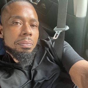 Meet your Posher, Raymond